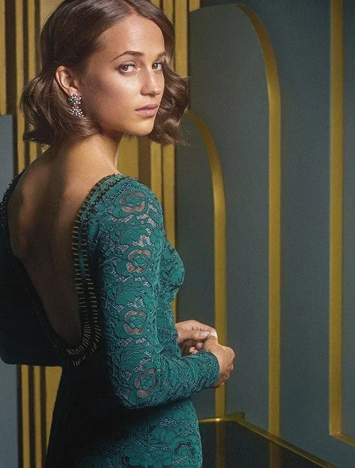 Alicia Vikander