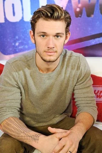 Alex Pettyfer — Soft Autumn