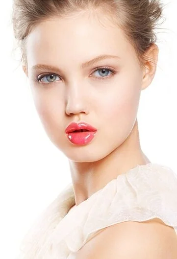 Lindsey Wixson — Light Spring