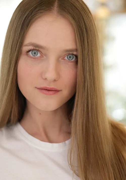 Vlada Roslyakova — Light Spring