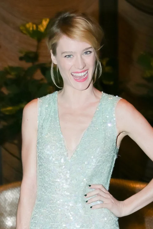 Mackenzie Davis — Light Summer