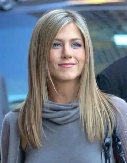 Jennifer Aniston — Soft Summer