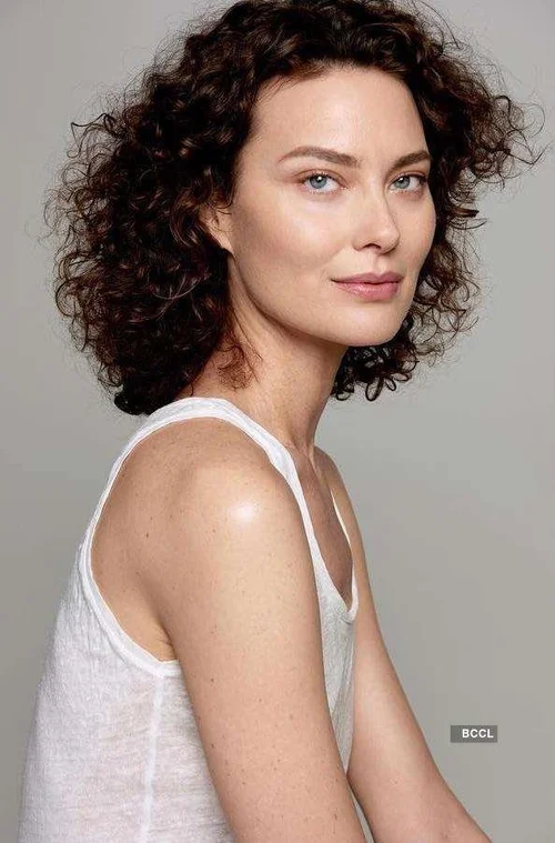 Shalom Harlow — Soft Summer