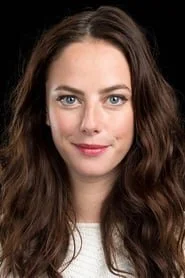 Kaya Scodelario — True Summer