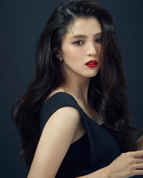 Han So Hee — Dark Winter