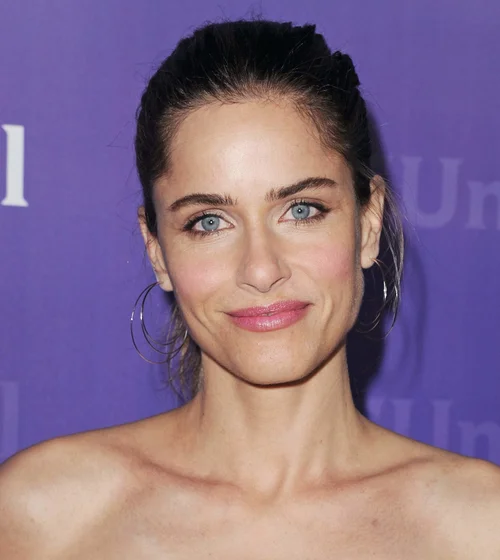 Amanda Peet — True Winter