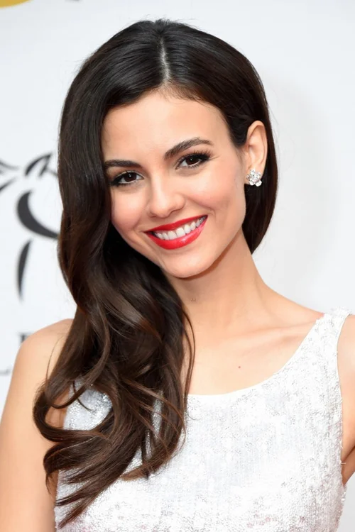 Victoria Justice — True Winter